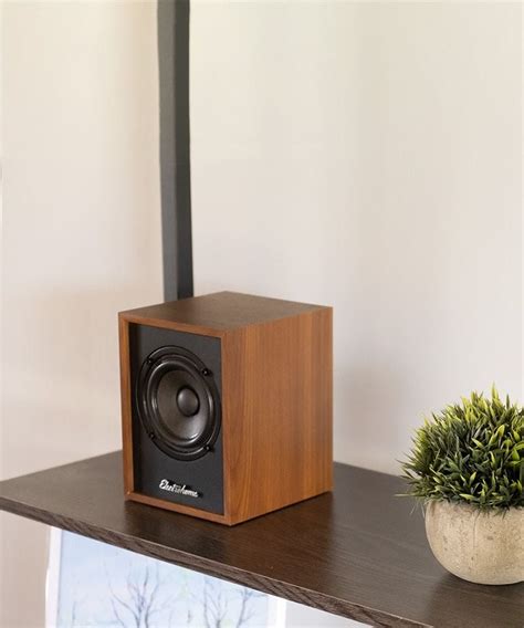 Electrohome Huntley Powered Bookshelf Speakers Electrohome