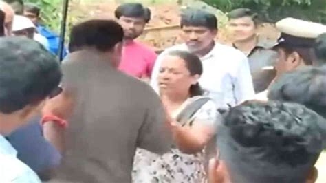 Viral Bjp Mla Aravind Limbavali Abuses Woman Months After His Daughter