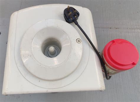 HC16L Hot Cold Water Dispenser Food Drinks Other Food Drinks On Carousell