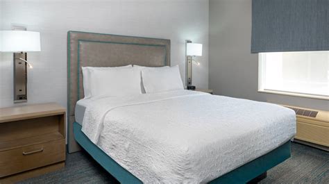 Hotels Near Burlington, MA | Hampton Inn Boston Bedford Burlington