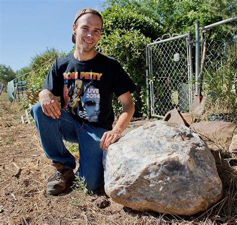 300 Pound Agate Found Hikers At Peoh Point Not Sure Exactly What It Is