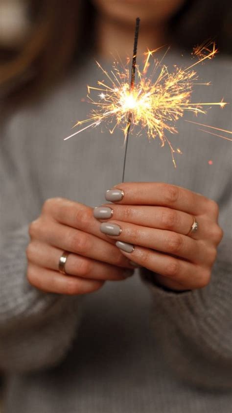 Fireworks and sparks 🎆 | Collection | Fireworks, Fireworks images ...