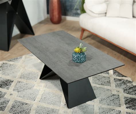 Table basse design en céramique anthracite LOMBARDIE Tables basses