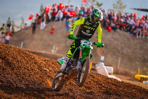 The Kawasaki Racing Team Looks Back To Mxgp