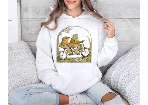 Frog And Toad Hoodie Vintage Classic Book Cottagecore Aesthetic