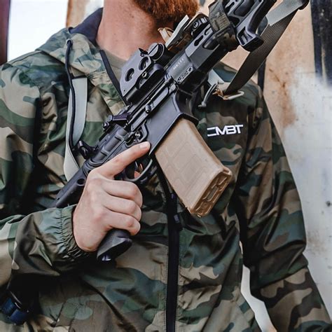 Tips for Staying Warm While Training Outdoors: How Combat Iron Apparel