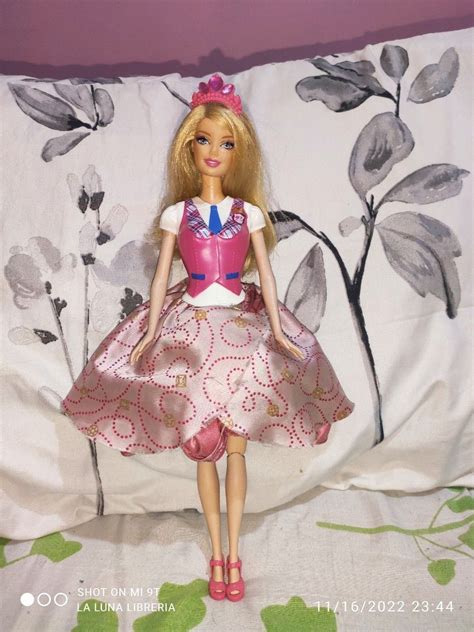 Barbie Blair - Princess Charm School Movie Doll Authentic, Hobbies ...