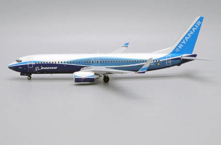 ScaleModelStore JC Wings 1 200 XX2498 Ryanair Boeing 737 800