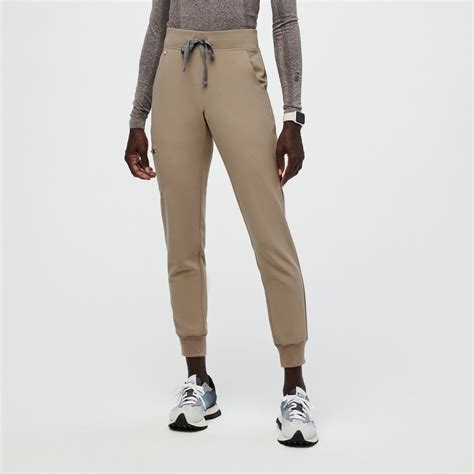 Womens Zamora™ Jogger Scrub Pants Latte · Figs