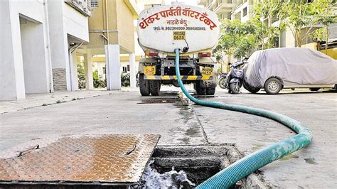 Tanker Numbers Rise In Pune Region As Water Scarcity Hits Hindustan Times