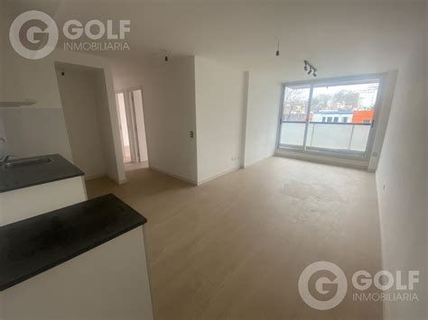 Venta Apartamento De 2 Dormitorios Con Patio En Tres Cruces Ref W1A02