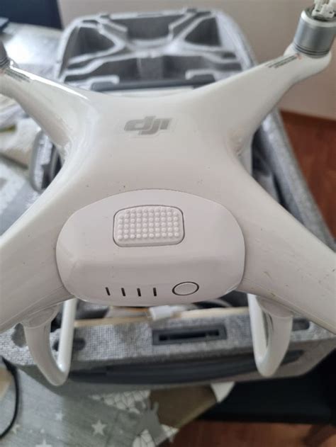 Drohne Dji Phantom 4 Mit Einem Akku Kaufen Auf Ricardo