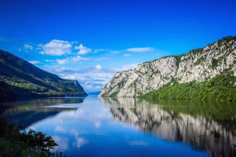 NAJVEĆE I NAJLEPŠE JEZERO U SRBIJI Jedno od dragocenih dragulja naše