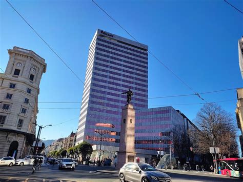 Jornada soleada y más de 30 grados en el interior este sábado