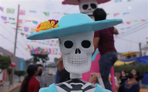 Conoce a las Catrinas Monumentales de Tláhuac Vídeo Dailymotion