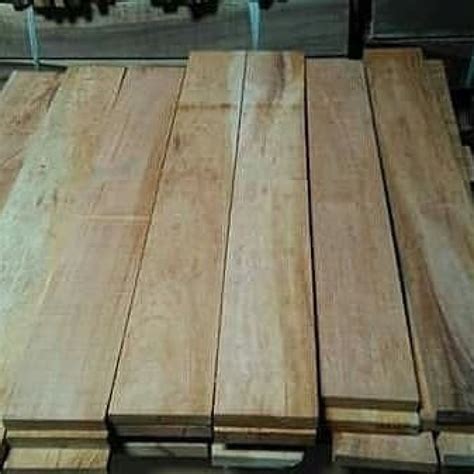 Papan Kayu Mahoni