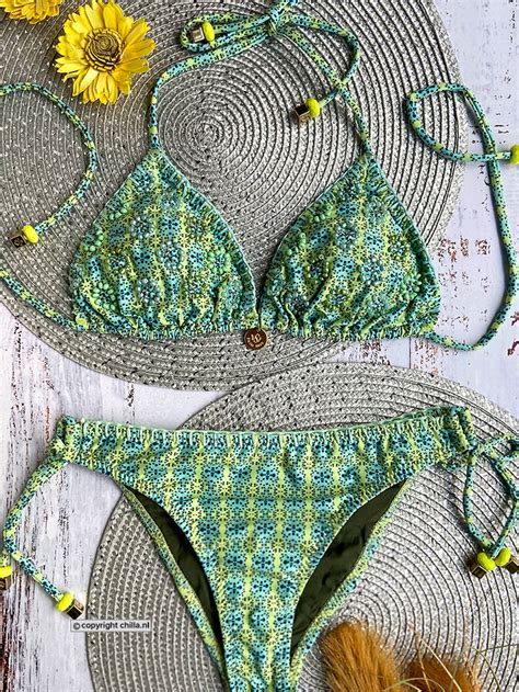 Bikini Tri Bordado Verde By Swim Days Bottom Size S Top Size S