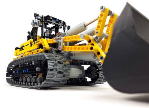 Lego Technic Motorisierter Raupenbagger Classic Review