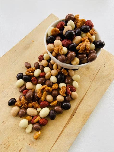 Milk Chocolate Nuts Peanuts And Dried Fruit Mix Bryant Foods