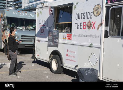 Toronto street eats hi-res stock photography and images - Alamy