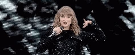 Taylor Swift Reputation GIF - Taylor Swift Reputation Concert ...