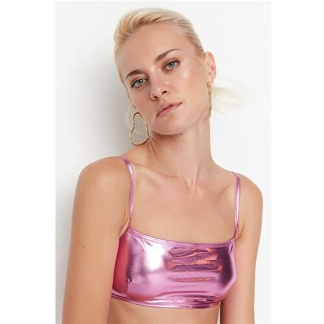 Trendyol Pink Shiny Fabric Strapless Bikini Top EPonuda