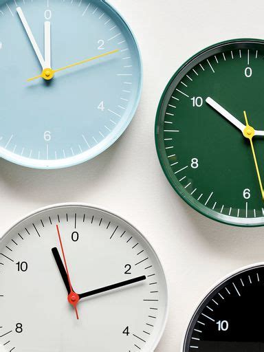 HAY - Wall Clock - Horloge - White