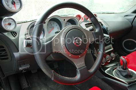 Nissan 350z steering wheel size