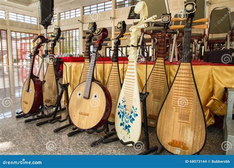 Tradicional Un Instrumento Musical Chino Foto De Archivo Imagen De