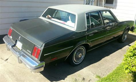 Oldsmobile 1984 Olds Cutlass Supreme 4 Door 3 8l Excellent Condition 33k Miles For Sale In