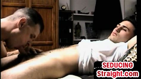 Amateur Seduced Str Stud Sucked By DILF At DrTuber