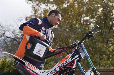 Repsol Honda Trial Team Perform First Test With Renewable Fuel