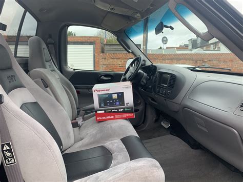 Ford F150 Lightning – Pioneer Z9200 Double Din – 2001 | John Kleis Audio