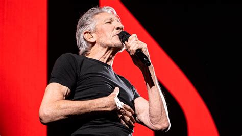 Roger Waters presenta nueva versión de Comfortably Numb de Pink Floyd