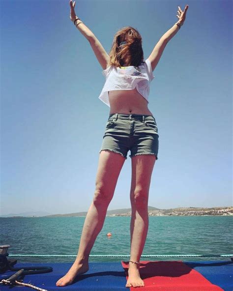 Hot Sexy Selen Ozturk Bikini Pics