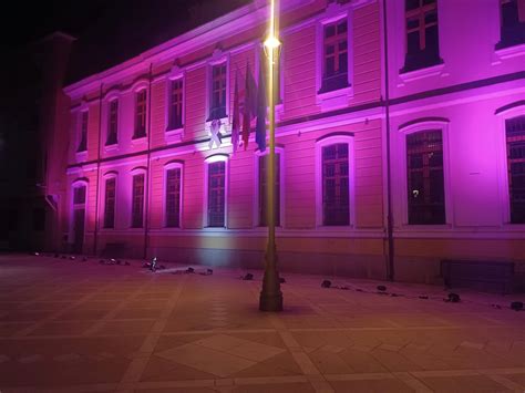 Ottobre San Gavino Monreale Si Illumina Di Rosa Per La Lotta Contro