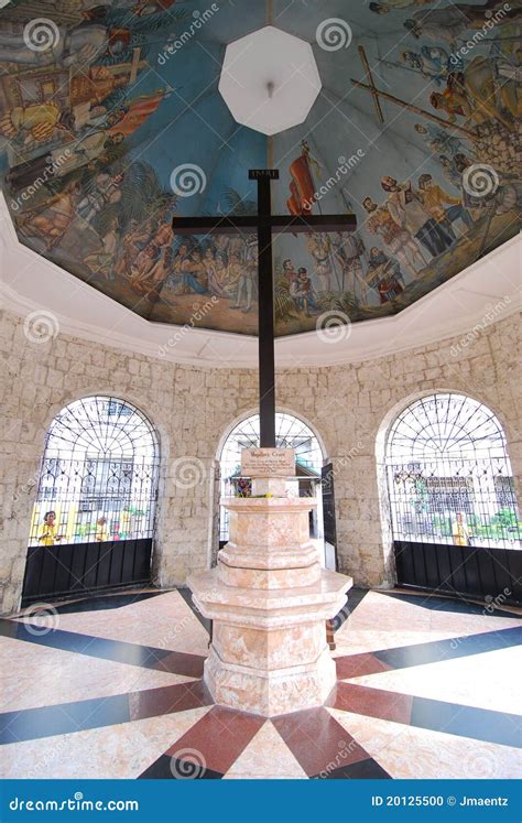 Magellan's Cross In Cebu City Stock Photo - Image: 20125500