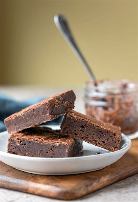 Fudgy Brownies - I Heart Eating