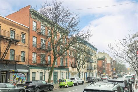 16-Unit Building - Maltz Auctions