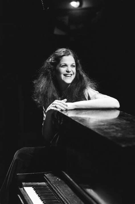 17 Best images about Gilda Radner from SNL on Pinterest | Recital, Its ...