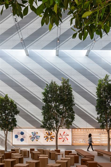 Foster Partners Unveils Airy Light Filled Apple At The Grove Store In Los Angeles