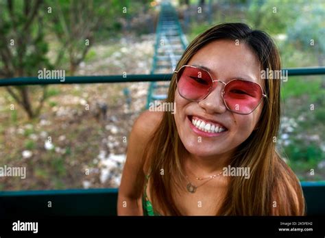 Young girl wearing bikini standing Banque de photographies et dimages à haute résolution Alamy