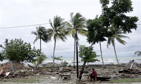 Mindestens Tote Bei Tsunami Katastrophe In Indonesien Ch