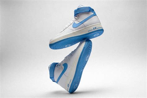 NIKE WOMEN'S AIR FORCE 1 HIGH OG – Premier