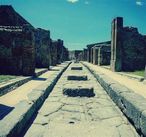 Getting to Pompeii from Naples cruise port - Blog - Worldtours