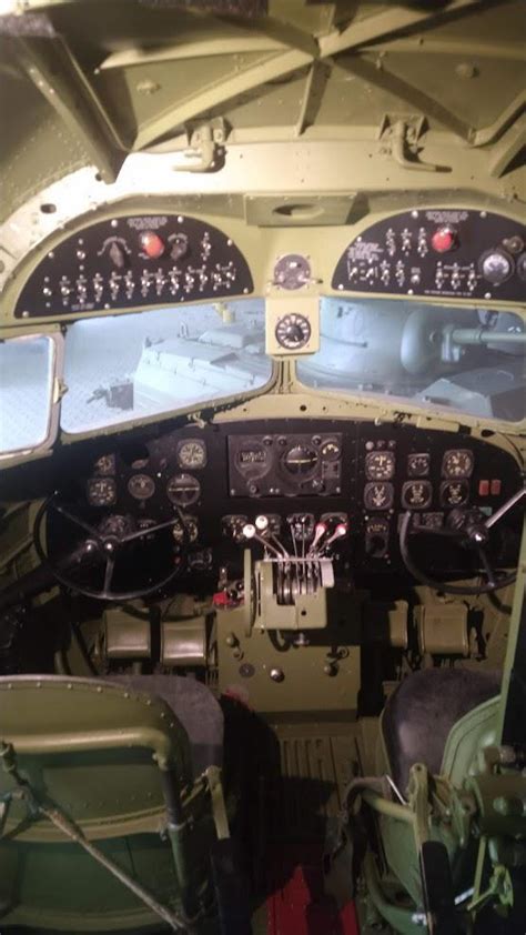 Cockpit of a Douglas C47 Skytrain as used by the 101st Airborne : r ...