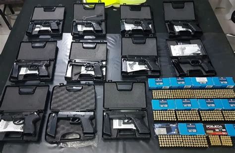 Secuestraron más de 10 pistolas truchas valuadas en 80 mil que