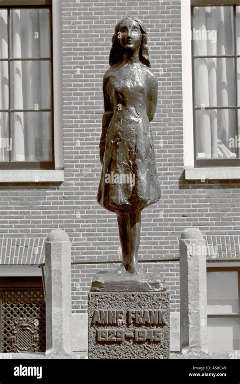 Amsterdam, Holland. Anne Frank statue Stock Photo - Alamy