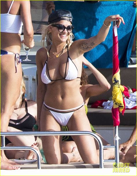 Rita Ora Flaunts Her Bikini Body In Ibiza Photo 846484 Photo