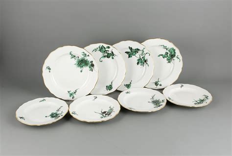 Acht Teller Meissen Auctions Price Archive